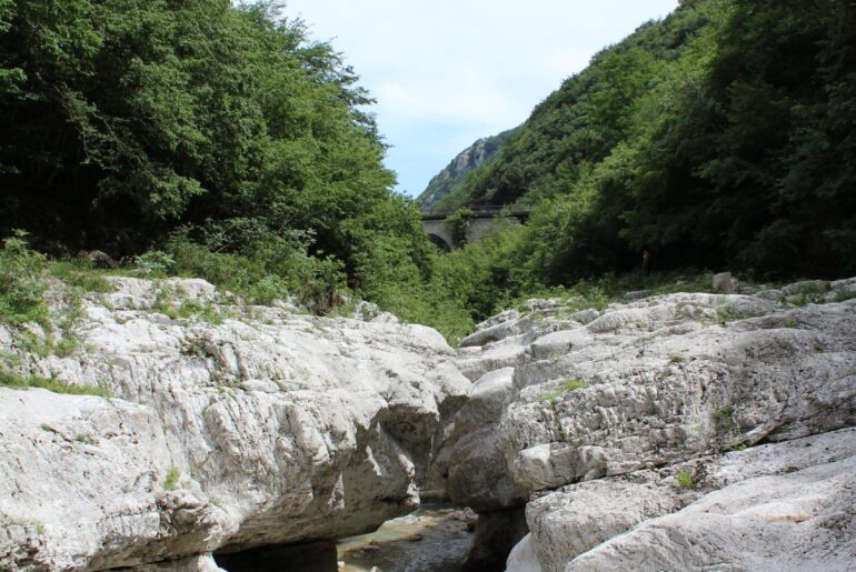“Forre di Lavello”: trekking fluviale a Cusano Mutri (BN)