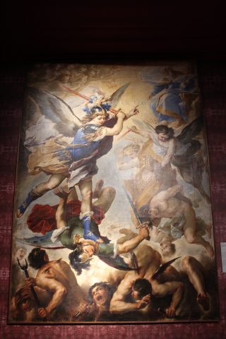 Dipinto “San Michele Arcangelo sconfigge gli angeli ribelli” di Luca Giordano proveniente dalla Chiesa dell'Ascensione a Chiaia. 