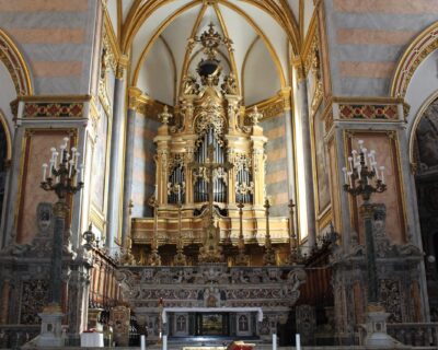 Basilica di San Domenico Maggiore: storia, orari e prezzi