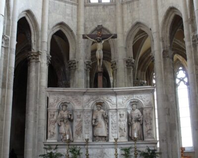 Basilica di San Lorenzo Maggiore: storia, orari e prezzi