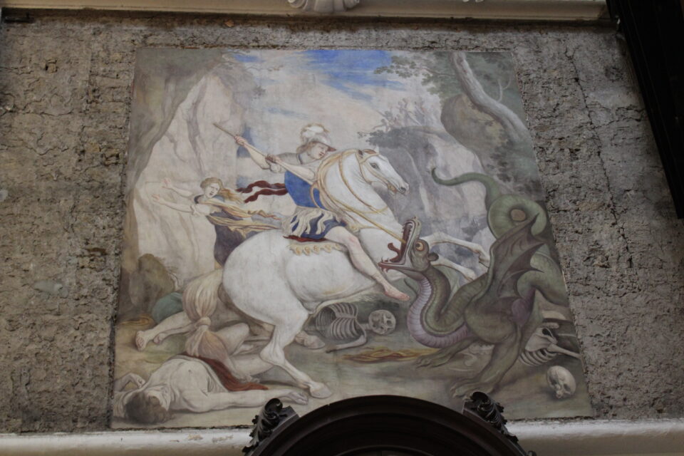 Affresco nascosto “San Giorgio e il Drago” di Aniello Falcone, che è stato scoperto dietro ad un quadro all'interno della Chiesa di San Giorgio Maggiore a Napoli. 