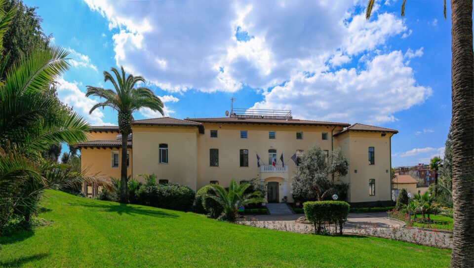 “Istituto Zooprofilattico Sperimentale del Mezzogiorno” con sede a Portici. 