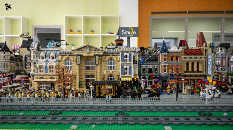 La mostra Brickout Expo di creazioni originali di mattoncini LEGO è in programma presso il Palazzo Migliaresi al Rione Terra a Pozzuoli.