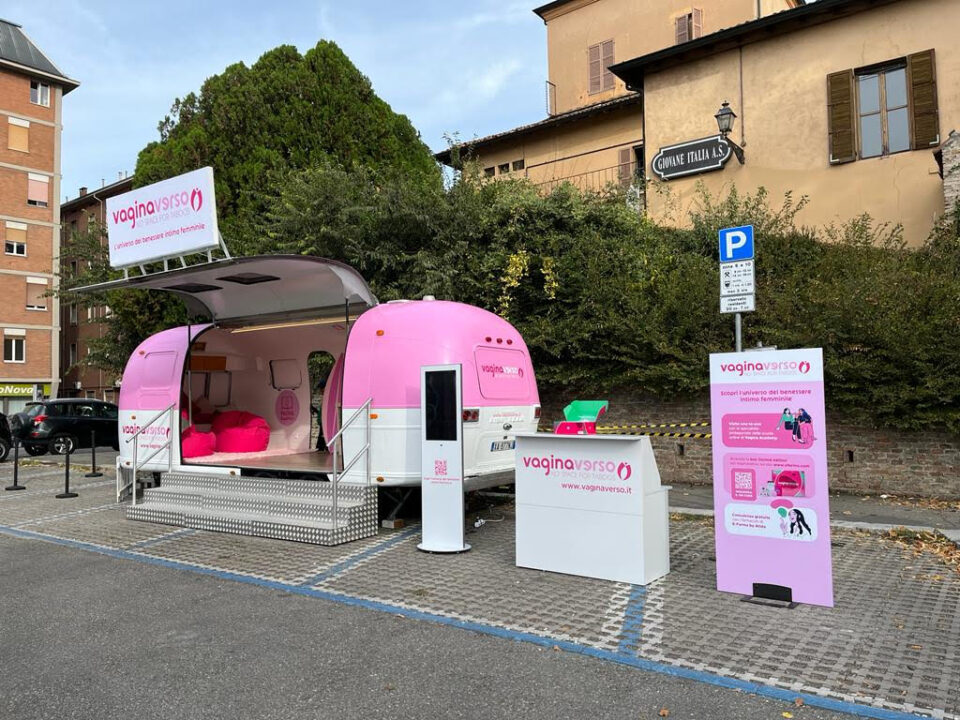VaginaVerso fa tappa a Napoli con consulenze ginecologiche gratuite